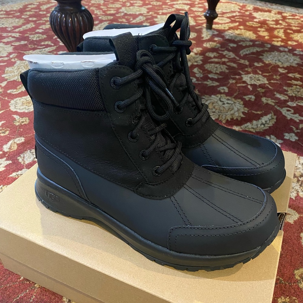 UGG Men's Emmett Duck Boots- Black